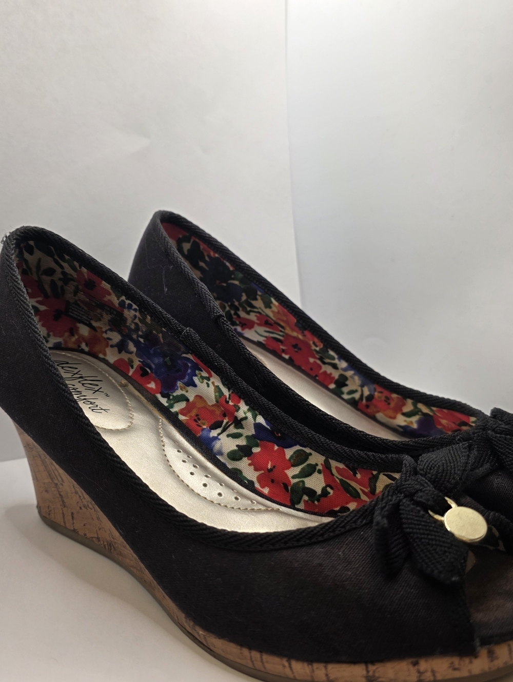 Black Cork Wedge Pumps with Bow Gold Accent and Floral Lining Size 6